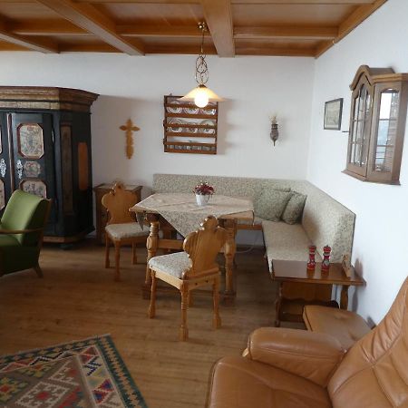 Apartment Gerlitzen Ossiachersee - Haus Enzian Treffen Esterno foto