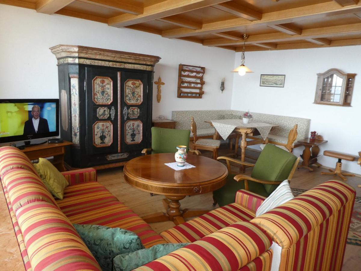 Apartment Gerlitzen Ossiachersee - Haus Enzian Treffen Esterno foto